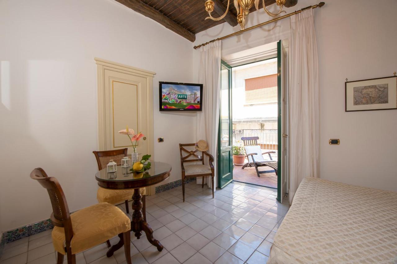 Amalfi Old Square Room & Apartments 外观 照片